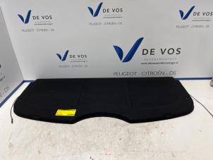 Gebrauchte Hutablage Peugeot 207/207+ (WA/WC/WM) 1.4 16V VTi Preis € 45,00 Margenregelung angeboten von De Vos Autodemontagebedrijf