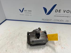 Usagé Etrier de frein avant gauche Peugeot 408 Prix € 135,00 Règlement à la marge proposé par De Vos Autodemontagebedrijf