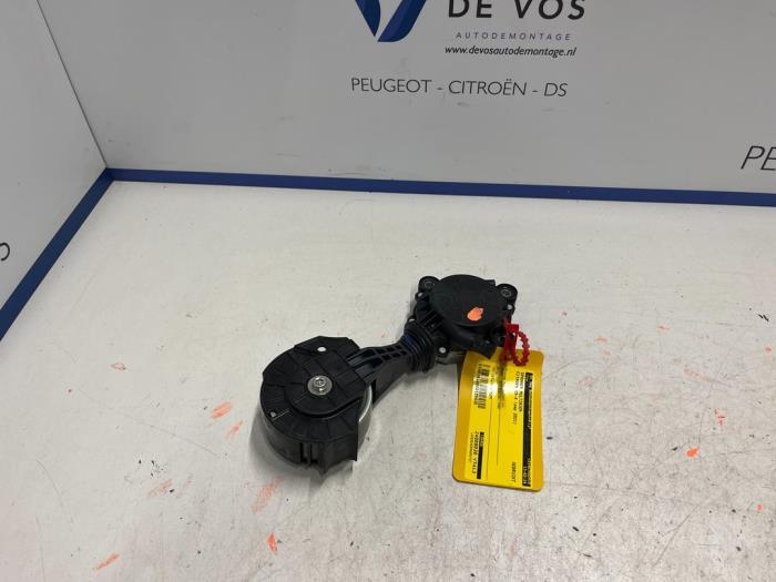 Usados Tensor correa múltiple Citroen C5-X Precio € 55,00 Norma de margen ofrecido por De Vos Onderdelen