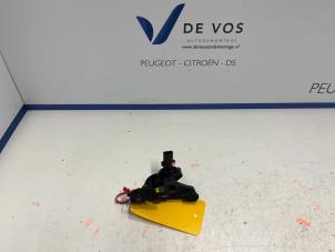 Usados Sensor (otros) Peugeot 5008 Precio € 30,00 Norma de margen ofrecido por De Vos Autodemontagebedrijf