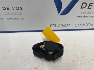 Gebrauchte Gurtsrammer rechts Peugeot 407 Preis € 100,00 Margenregelung angeboten von De Vos Autodemontagebedrijf