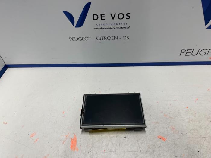 Used Interior display Peugeot 208 I (CA/CC/CK/CL) 1.4 16V Price € 135,00 Margin scheme offered by De Vos Onderdelen