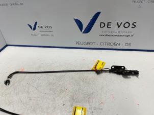 Used Boot lid lock mechanism Peugeot 206 CC (2D) 1.6 16V Price € 160,00 Margin scheme offered by De Vos Autodemontagebedrijf