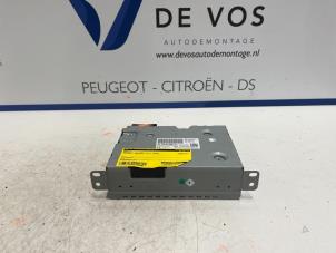 Used Radio Peugeot Partner (EF/EU) 1.5 BlueHDi 100 Price € 450,00 Margin scheme offered by De Vos Autodemontagebedrijf