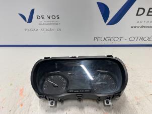 Usados Cuentakilómetros Peugeot Expert (VA/VB/VE/VF/VY) 2.0 Blue HDi 120 16V Precio € 350,00 Norma de margen ofrecido por De Vos Autodemontagebedrijf