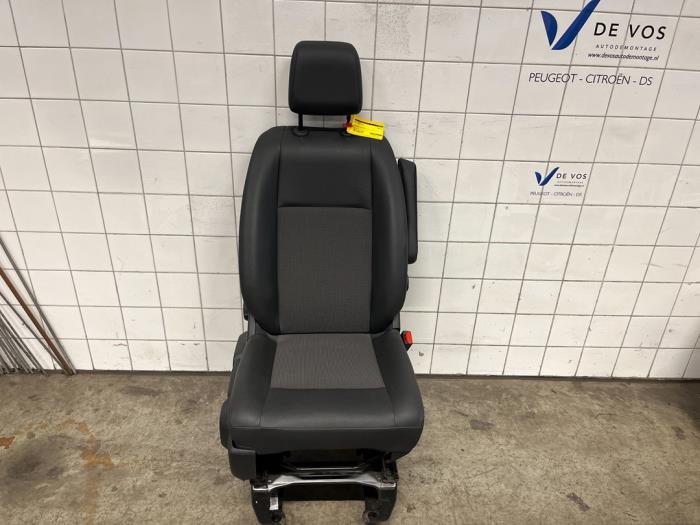Siège Avant Droit Pour Fiat Qubo, Référence Constructeur 98846375, Occasion En Bon état, Garantie 12 Mois