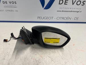 Used Wing mirror, right Opel Corsa F (UB/UH/UP) Electric 50kWh Price € 115,00 Margin scheme offered by De Vos Autodemontagebedrijf