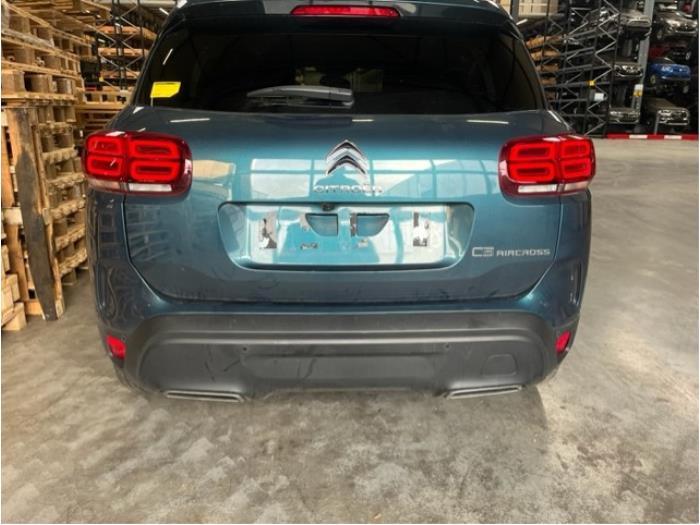 Używane Tylna klapa Citroen C5 Aircross I (A4/AC/AJ/AR) 1.2 e-THP PureTech 130 Cena € 500,00 Procedura marży oferowane przez De Vos Onderdelen