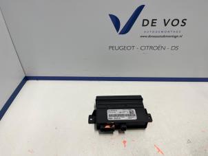 Używane Modul czujników parkowania Peugeot Partner (GC/GF/GG/GJ/GK) 1.6 BlueHDI 75 Cena € 70,00 Procedura marży oferowane przez De Vos Autodemontagebedrijf