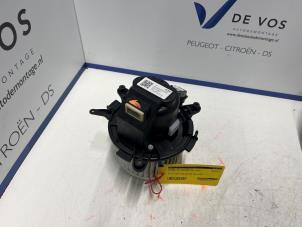 Used Heating and ventilation fan motor Citroen C5 Aircross (A4/AC/AJ/AR) 1.5 Blue HDi 130 16V Price € 115,00 Margin scheme offered by De Vos Autodemontagebedrijf