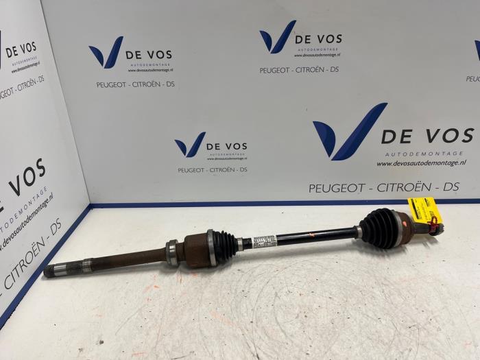 Front drive shaft, right from a Citroën C5 Aircross (A4/AC/AJ/AR) 1.5 Blue HDi 130 16V 2021