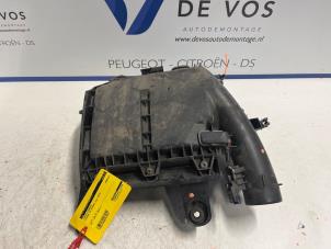Usagé Boîtier filtre à air Citroen C4 Picasso Prix € 100,00 Règlement à la marge proposé par De Vos Autodemontagebedrijf