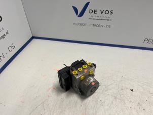 Usagé Pompe ABS Citroen C4 Picasso Prix € 350,00 Règlement à la marge proposé par De Vos Autodemontagebedrijf