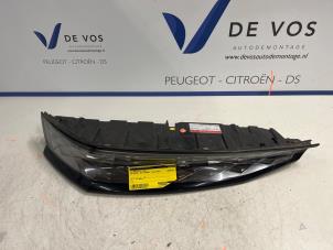 Used Taillight, left DS Automobiles DS 7 1.6 16V E-Tense 225 Price € 300,00 Margin scheme offered by De Vos Autodemontagebedrijf