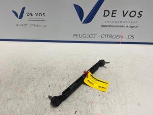 Używane Lacznik stabilizatora Peugeot 308 Cena € 25,00 Procedura marży oferowane przez De Vos Autodemontagebedrijf