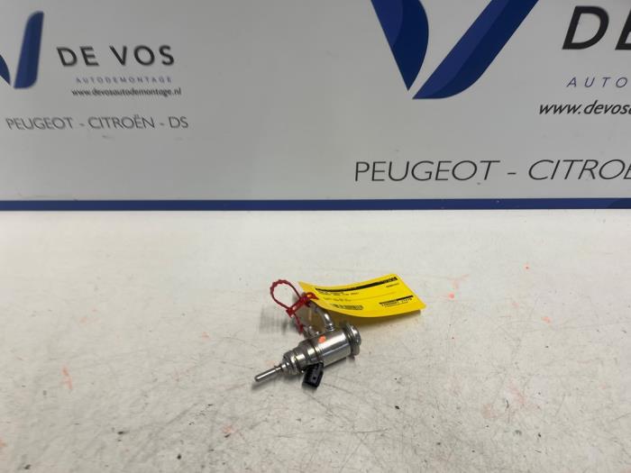 Używane Wtryskiwacz AdBlue Peugeot 3008 II (M4/MC/MJ/MR) 1.5 BlueHDi 130 Cena € 70,00 Procedura marży oferowane przez De Vos Onderdelen