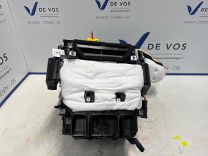 Usagé Boîtier chauffage Citroen C5-X Prix € 600,00 Règlement à la marge proposé par De Vos Autodemontagebedrijf