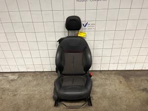 Używane Fotel prawy Peugeot 208 I (CA/CC/CK/CL) 1.6 Vti 16V Cena € 250,00 Procedura marży oferowane przez De Vos Autodemontagebedrijf