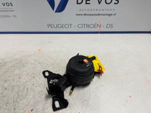 Usagé Boîtier de filtre carburant Peugeot 308 (F3/FB/FH/FM/FP) 1.5 Blue HDi 130 16V Prix € 55,00 Règlement à la marge proposé par De Vos Autodemontagebedrijf