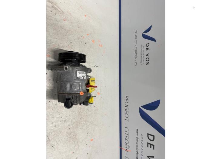 Usagé Compresseur de clim Opel Grandland (X) 2.0 CDTI Prix € 160,00 Règlement à la marge proposé par De Vos Onderdelen