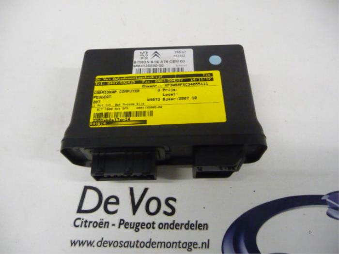 Begagnade Dator, cabriolet Peugeot 207 CC (WB) 1.6 16V THP Pris € 160,00 Marginaltabell erbjuds av De Vos Onderdelen