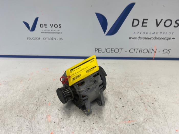 Begagnade Dynamo Opel Corsa F (UB/UH/UP) 1.2 Turbo 12V 100 Pris € 100,00 Marginaltabell erbjuds av De Vos Onderdelen