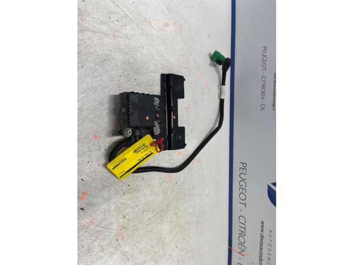 Gebrauchte ACC Sensor (Entfernung) Opel Corsa F (UB/UH/UP) 1.2 Turbo 12V 100 Preis € 325,00 Margenregelung angeboten von De Vos Onderdelen