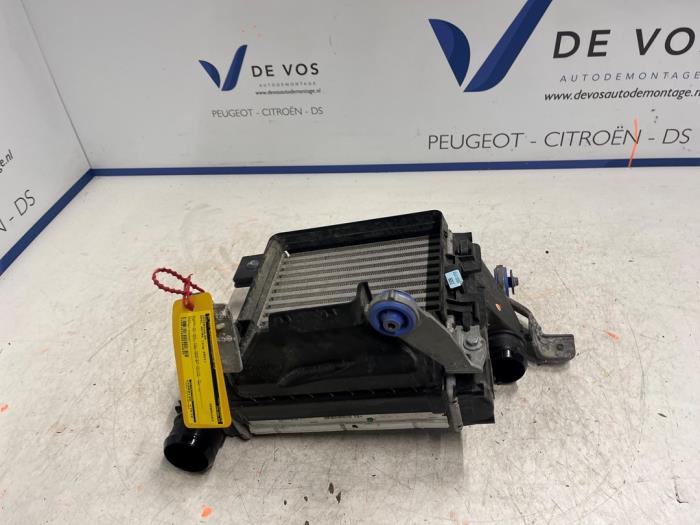 Usagé Intercooler Opel Astra L (F3/FB/FM/FP) 1.5 Turbo D 16V Prix € 160,00 Règlement à la marge proposé par De Vos Onderdelen