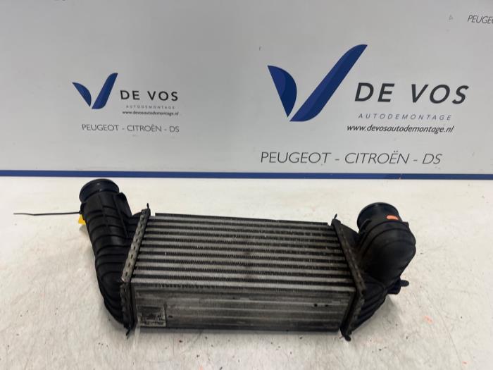 Usados Intercooler Peugeot RCZ (4J) 2.0 HDi 16V FAP Precio € 100,00 Norma de margen ofrecido por De Vos Onderdelen