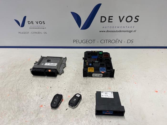 Used Engine management computer Peugeot 208 II (UB/UH/UP) 1.2 Vti 12V PureTech 100 Price € 350,00 Margin scheme offered by De Vos Onderdelen