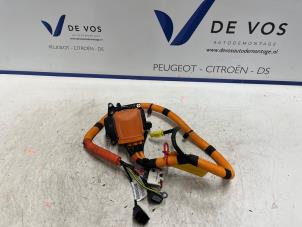 Usados Cable HV (alto voltaje) Peugeot 3008 II (M4/MC/MJ/MR) 1.6 16V HYbrid 225 Precio € 225,00 Norma de margen ofrecido por De Vos Onderdelen