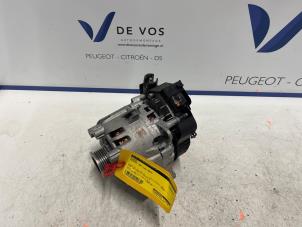 Gebrauchte Dynamo Peugeot 508 (F3/FB/FH/FP) 1.6 16V Hybrid 180 Preis € 550,00 Margenregelung angeboten von De Vos Onderdelen
