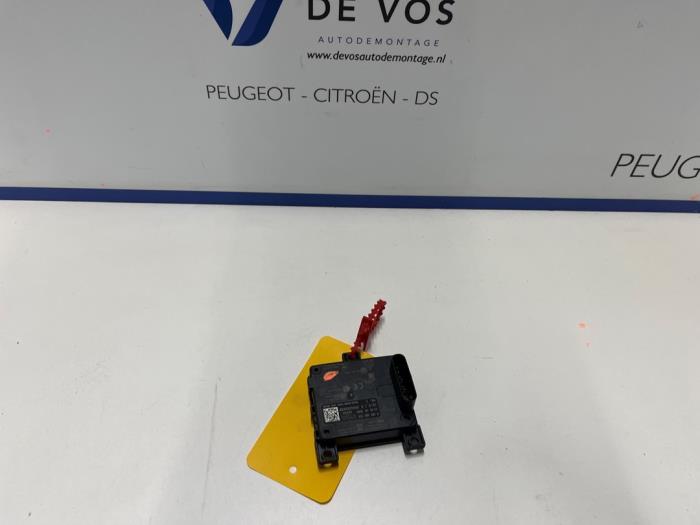 Begagnade Sensor (övriga) Peugeot 308 (F3/FB/FH/FM/FP) 1.2 PureTech Hybrid 136 Pris € 250,00 Marginaltabell erbjuds av De Vos Onderdelen