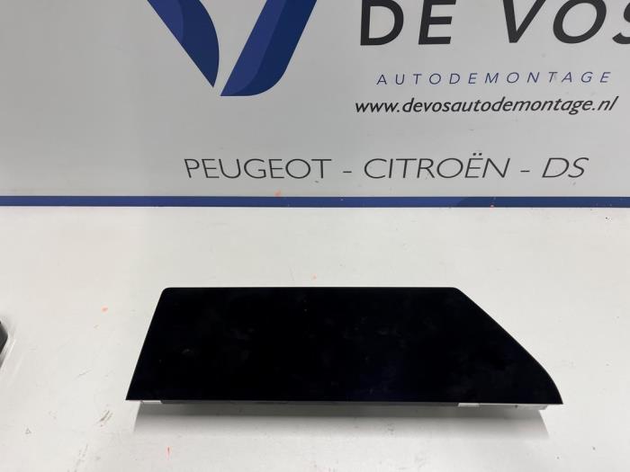 Begagnade Innerdisplay Citroen C5 Aircross I (A4/AC/AJ/AR) 1.5 Blue HDi 130 16V Pris € 475,00 Marginaltabell erbjuds av De Vos Onderdelen