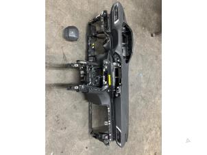 Usados Juego y módulo de airbag Peugeot 3008 II (M4/MC/MJ/MR) 1.2 12V e-THP PureTech 130 Precio € 1.500,00 Norma de margen ofrecido por De Vos Onderdelen