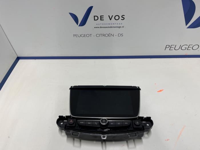 Begagnade Innerdisplay Opel Crossland (X) 1.2 Turbo 12V Pris € 550,00 Marginaltabell erbjuds av De Vos Onderdelen