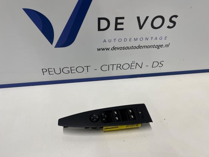 Usados Interruptor combinado de ventanillas Citroen C6 (TD) 3.0 HDiF V6 24V Precio € 70,00 Norma de margen ofrecido por De Vos Onderdelen