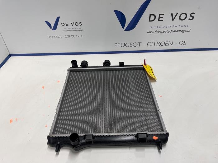 Usagé Radiateur Citroen C3 (SX/SW) 1.2 Vti 12V PureTech Prix € 55,00 Règlement à la marge proposé par De Vos Onderdelen