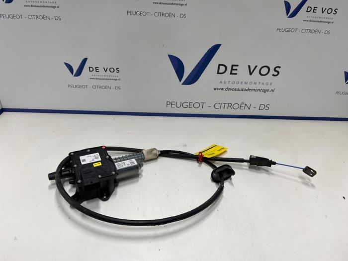 Używane Silnik hamulca postojowego Citroen DS5 (KD/KF) 2.0 165 HYbrid4 16V Cena € 350,00 Procedura marży oferowane przez De Vos Onderdelen