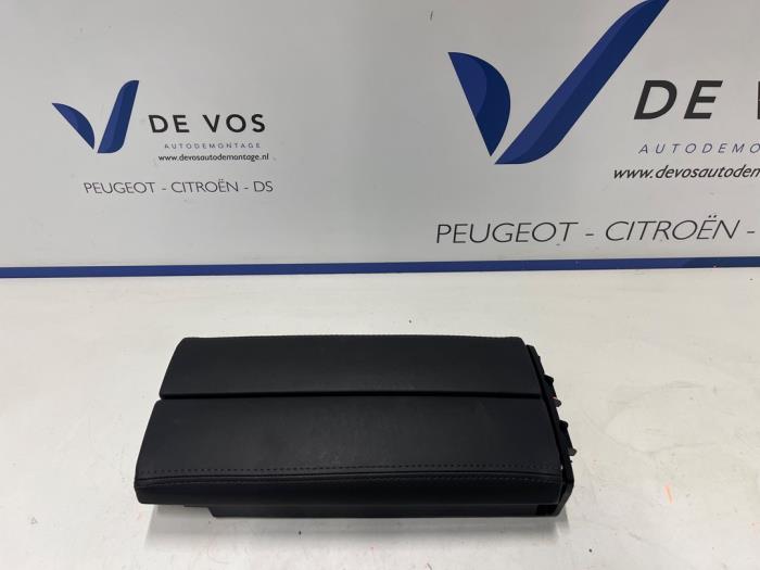 Gebrauchte Armlehne Citroen C5-X Preis € 55,00 Margenregelung angeboten von De Vos Onderdelen