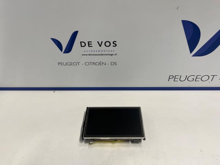 Begagnade Innerdisplay Peugeot 2008 (CU) 1.6 VTI 16V Pris € 135,00 Marginaltabell erbjuds av De Vos Onderdelen