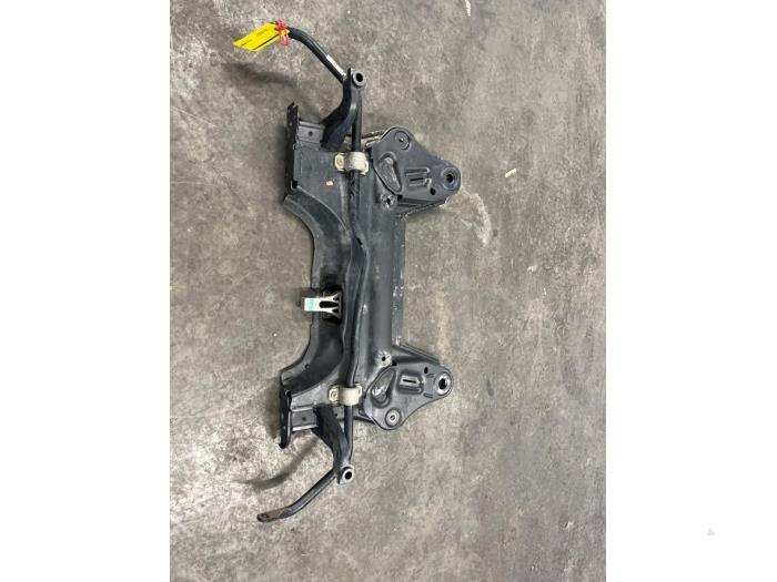 Used Subframe Peugeot 208 II (UB/UH/UP) 1.5 BlueHDi 100 Price € 160,00 Margin scheme offered by De Vos Onderdelen