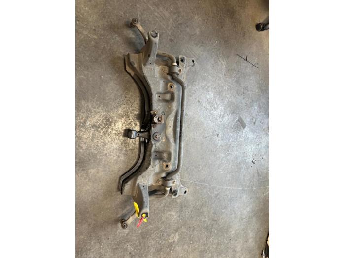 Used Subframe Peugeot 108 1.0 12V VVT-i Price € 250,00 Margin scheme offered by De Vos Onderdelen