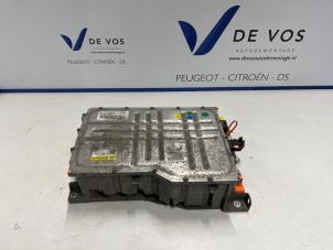 Begagnade Inverterare Citroen C5 Aircross I (A4/AC/AJ/AR) 1.6 Hybrid 225 16V Pris € 1.000,00 Marginaltabell erbjuds av De Vos Onderdelen