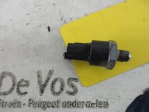 Usados Interruptor de presión de aceite Citroen C1 Precio € 15,00 Norma de margen ofrecido por De Vos Autodemontagebedrijf