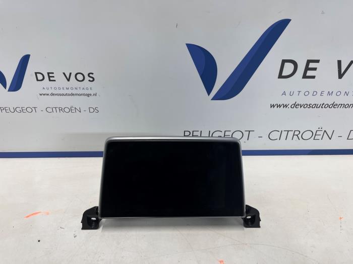 Begagnade Innerdisplay Peugeot 5008 II (M4/MC/MJ/MR) 1.6 BlueHDi 115 Pris € 250,00 Marginaltabell erbjuds av De Vos Onderdelen