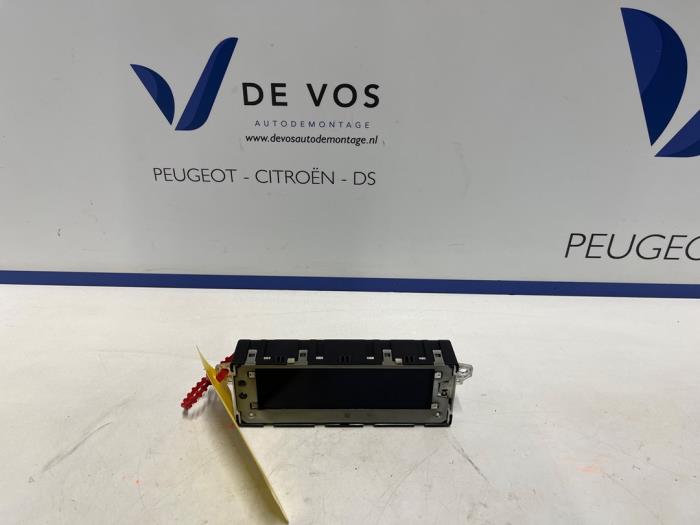 Begagnade Innerdisplay Peugeot Expert (V1/VA/VB/VE/VF/VT/VY) Pris € 135,00 Marginaltabell erbjuds av De Vos Onderdelen