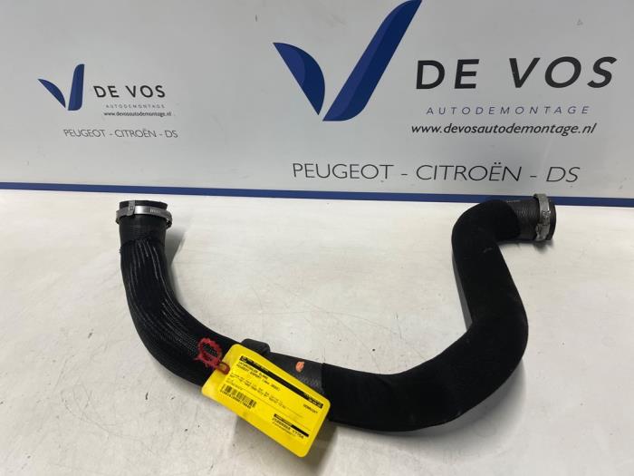 Usagé Tuyau intercooler Peugeot Expert (V1/VA/VB/VE/VF/VT/VY) 2.0 Blue HDi 150 16V Prix € 50,00 Règlement à la marge proposé par De Vos Onderdelen