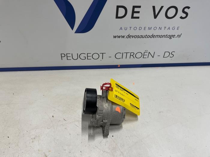 Usados Rodillo tensor correa múltiple Peugeot Expert Precio € 90,00 Norma de margen ofrecido por De Vos Onderdelen