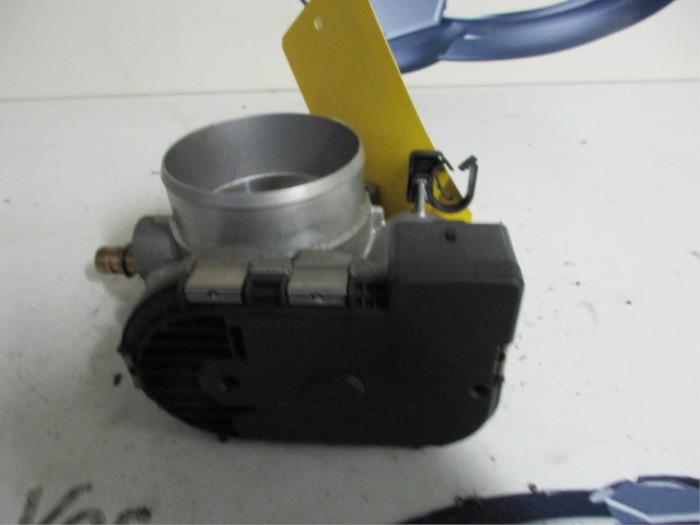 Gebrauchte Drosselklappengehäuse Citroen C5 II Break (RE) 3.0 V6 24V Preis € 70,00 Margenregelung angeboten von De Vos Onderdelen